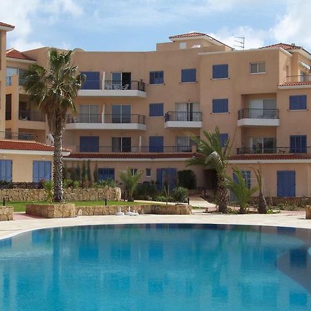King'S Palace Apartment Paphos Exteriör bild