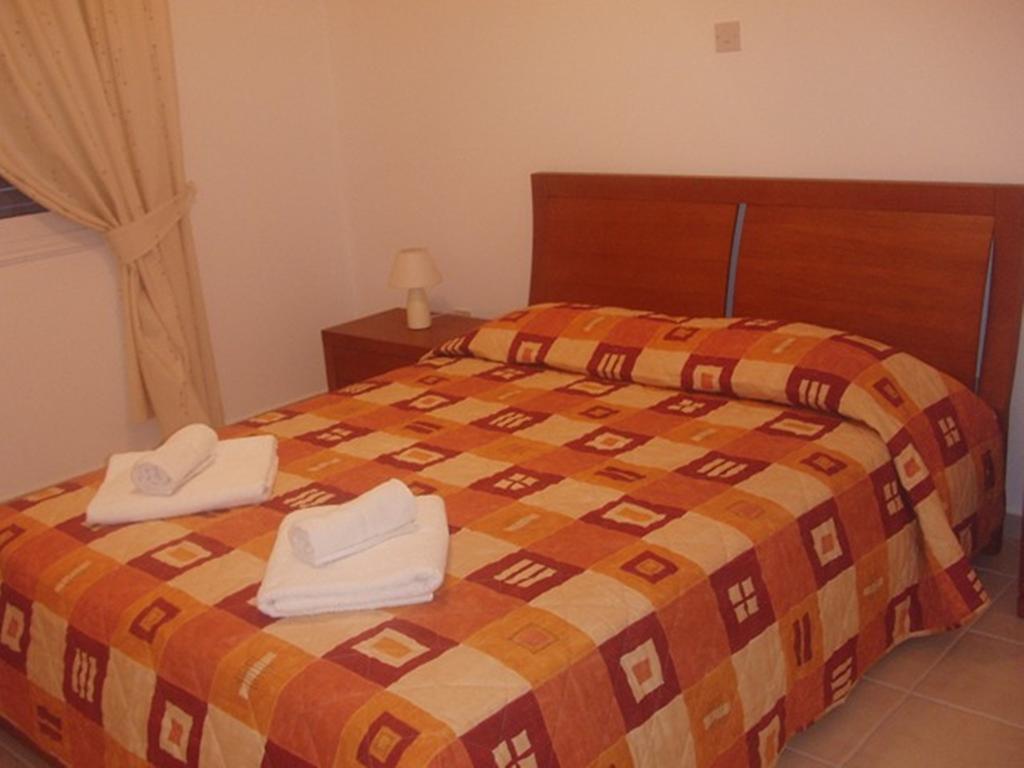 King'S Palace Apartment Paphos Rum bild