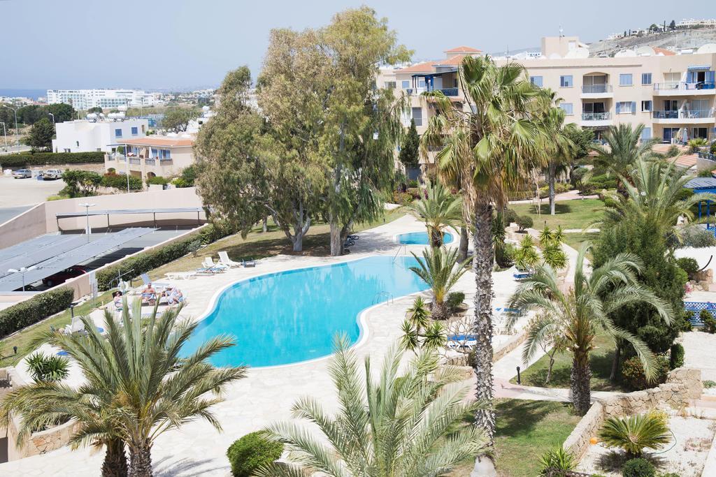 King'S Palace Apartment Paphos Exteriör bild
